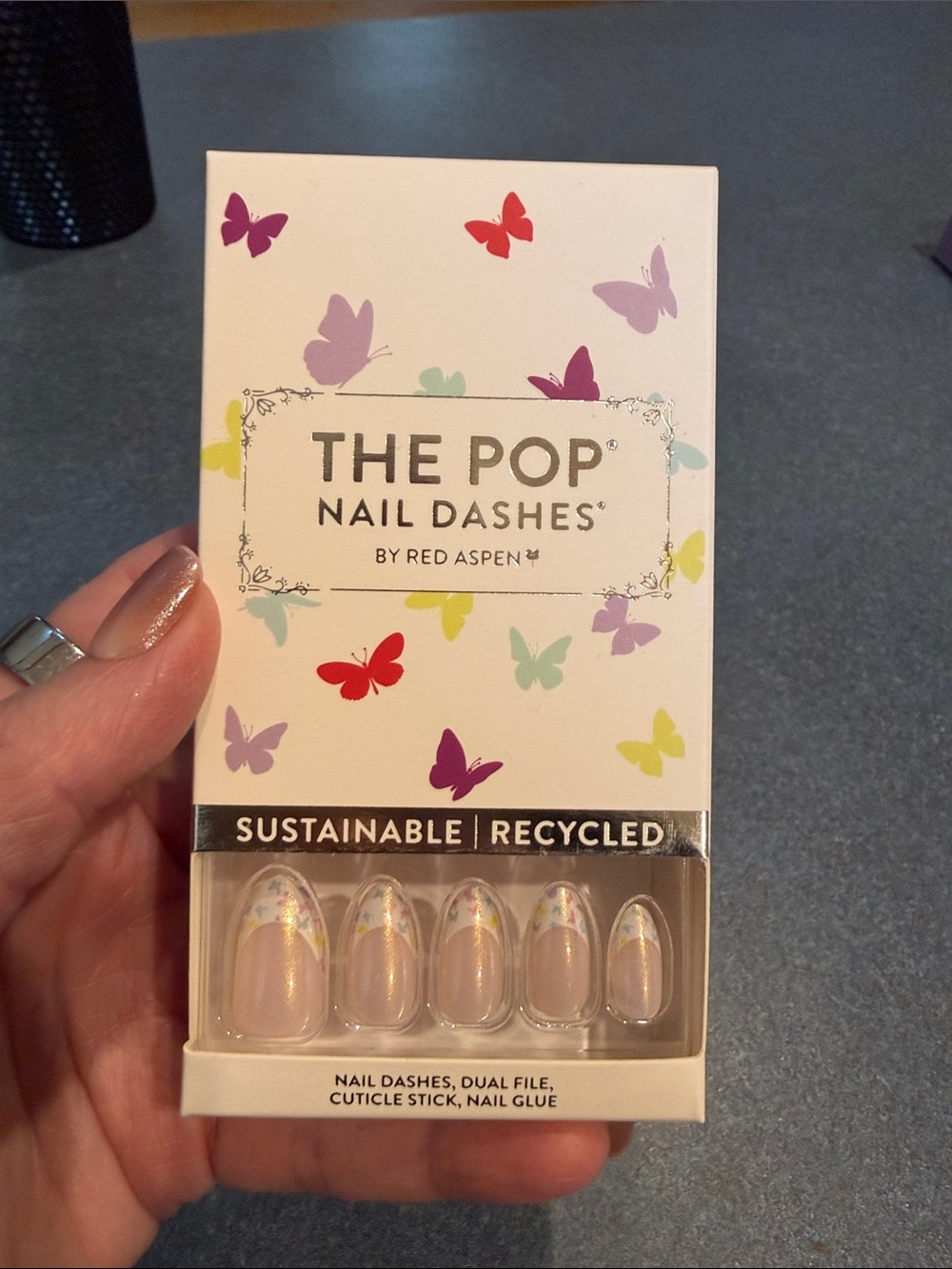 The Pop Nail Dashes by Red Aspen — Press-On Nails - Butterfly Kisses Blythe